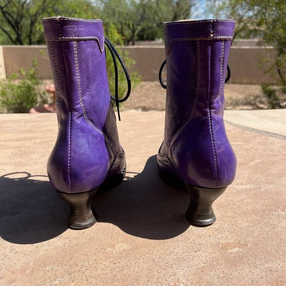 Victorian Leather Boots Oak Tree Farms - Picture 6 of 15